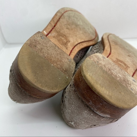 TRASK Ali Perforated Loafer - Picture 7 of 7